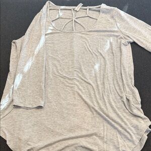 Zenana Outfitters Light Gray Long Sleeve Top